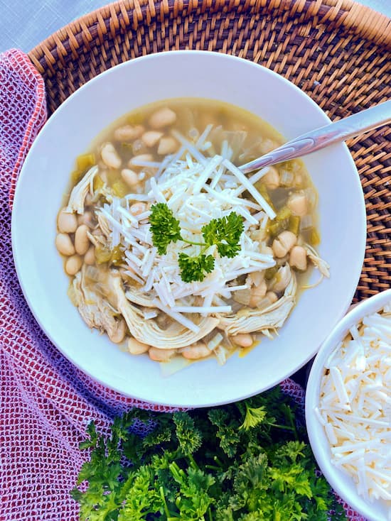 cheap family dinners: white beach chicken chili